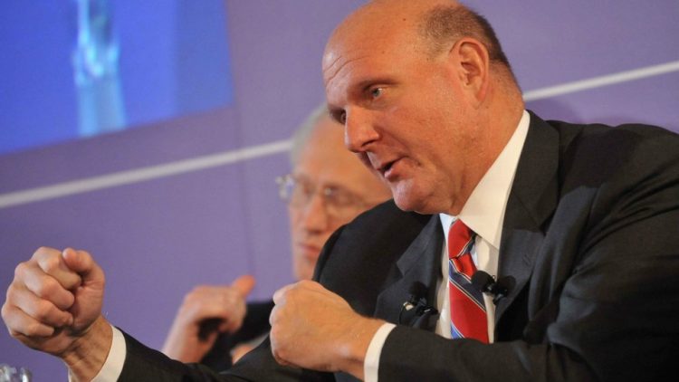 Steve Ballmer deja Microsoft definitivamente por el balocesto, compra Los Angeles Clippers