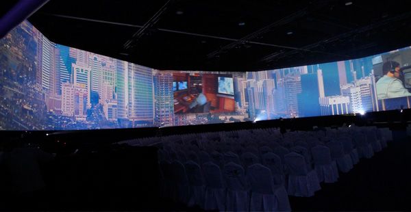 Google trabaja en pantallas gigantes y modulares, en su laboratorio X Google trabaja en pantallas gigantes y modulares, en su laboratorio X