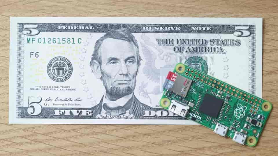 Una computadora que cuesta sólo 5$ dólares Raspberry Pi Zero Una computadora que cuesta sólo 5$ dólares Raspberry Pi Zero